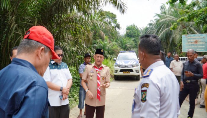 Pj Bupati Kampar Tinjau Langsung Lokasi Tragedi Maut di Siabu yang Menewaskan Satu Pekerja Akibat Menabrak Portal PT Ciliandra