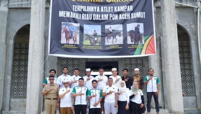 Pj Sekda Kampar Ahmad Yuzar Lepas Kontingen Riau untuk PON XXI Cabang Olahraga Ketahanan Berkuda 60 KM di Ponpes Alkarim Islamic School