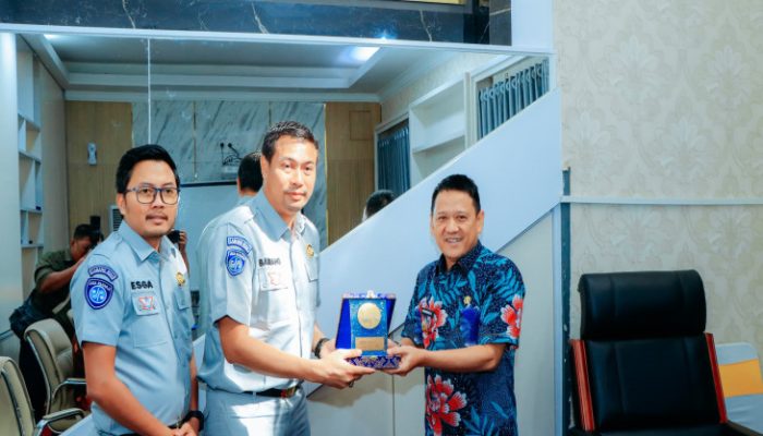 Perkuat Sinergitas, Jasa Raharja Cabang Riau Bersama Samsat Bangkinang Lakukan Audiensi dengan Pj Bupati Kampar